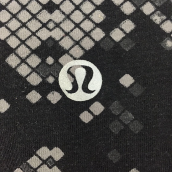 LULULEMON Hi-Rise Wunder Under Snake Leggings - Picture 10 of 13